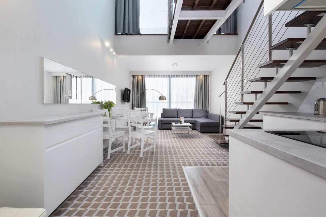 Deluxe Marine Seaview By Jantar Apartment
