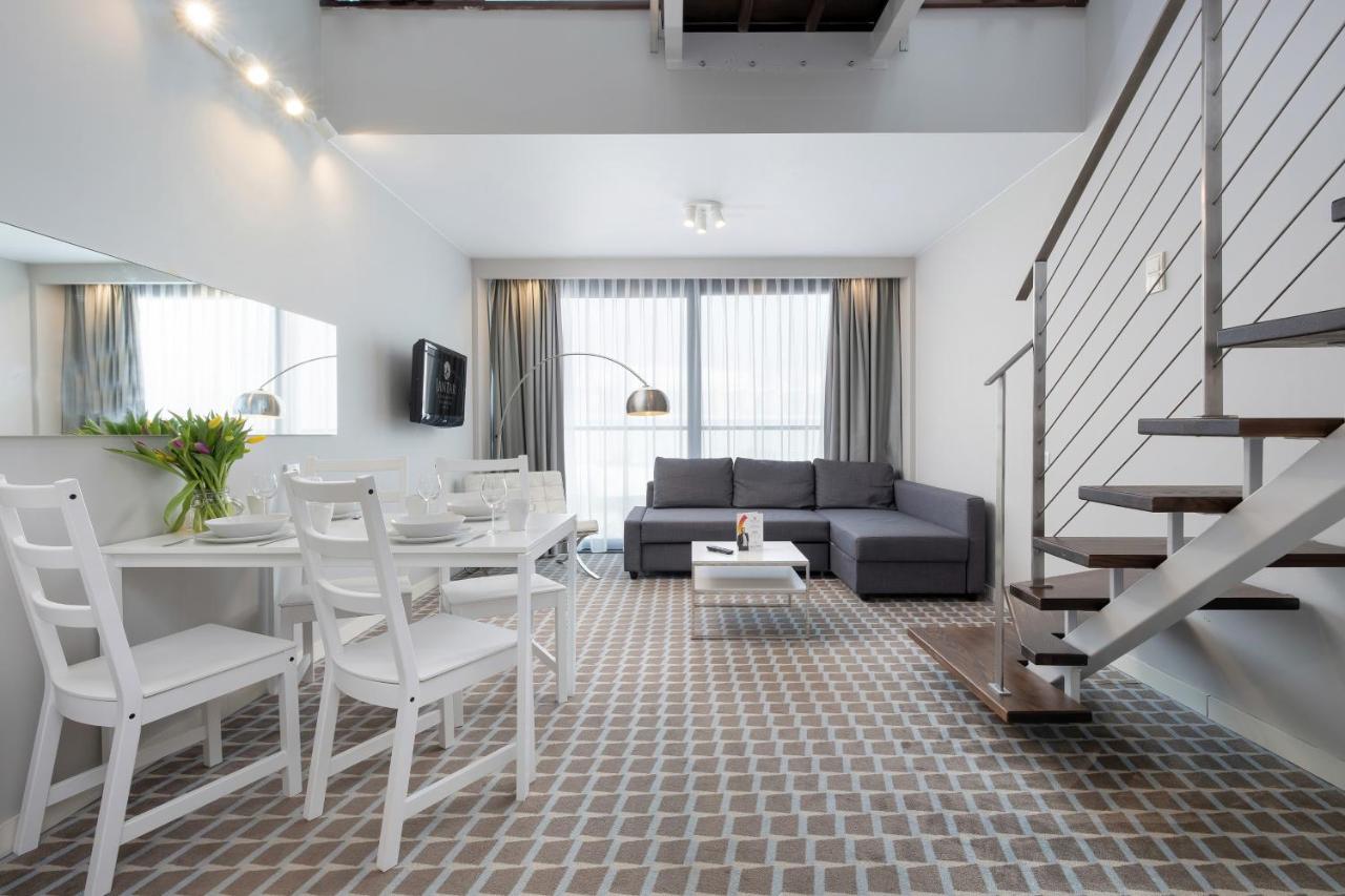 Deluxe Marine Seaview By Jantar Apartment